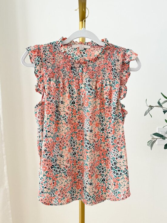LOFT Tops - LOFT Smocked Ditsy Floral Blouse | Flutter Sleeve | Ruffle Neck | Size S